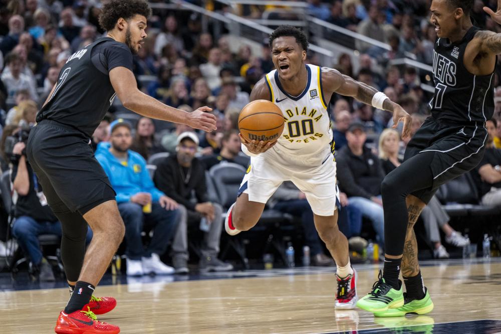 NBA：湖人加时险胜掘金 詹姆斯砍下40分